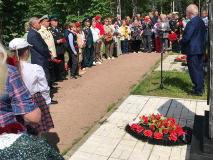 Представители НСО приняли участие в памятной акции в Ленинградской области, посвящённой героям ВОВ