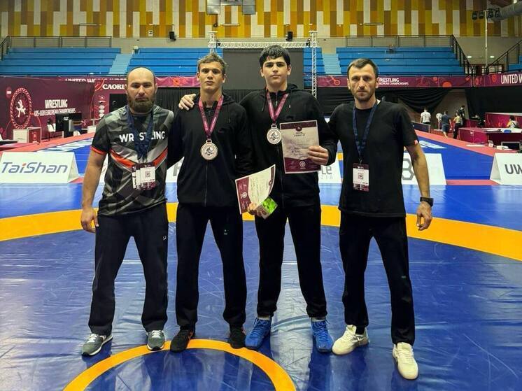 Борцы из КЧР выиграли медали на первенстве Европы