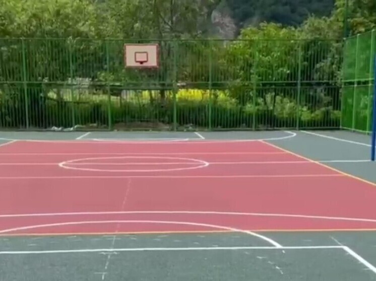 Жители поселка Хушто-Сырт в КБР уже летом начнут эксплуатировать «умную» спортплощадку