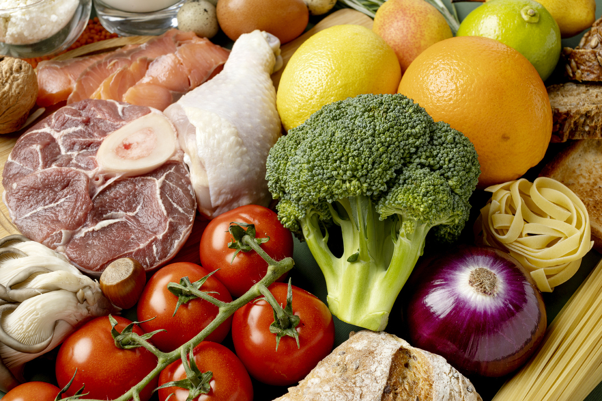 Священники РПЦ объяснили, какие продукты нельзя есть даже вне поста