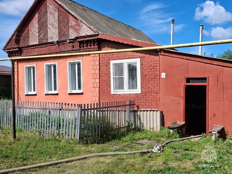 Пожарные спасли пенсионерку из горящего дома в Алатыре