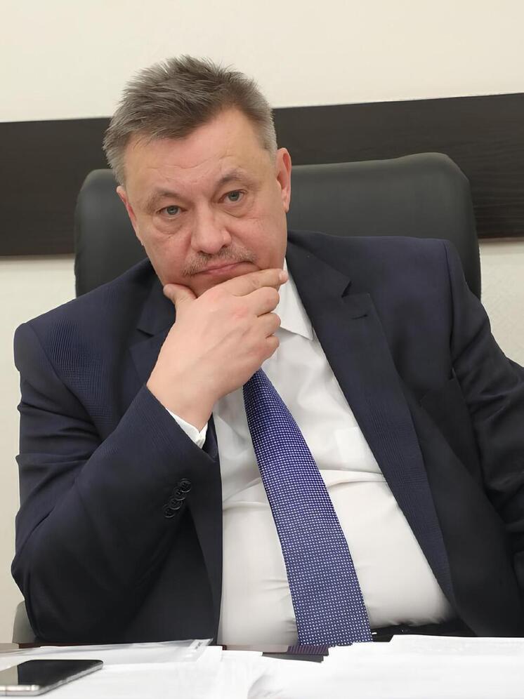 «Тяжеловес оргздрава» - глава ЦРБ Борского района - уходит с поста