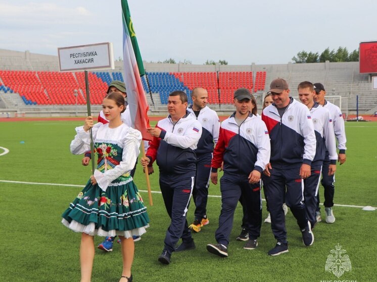 Сборная Хакасии отправилась на соревнования по пожарно-спасательному спорту