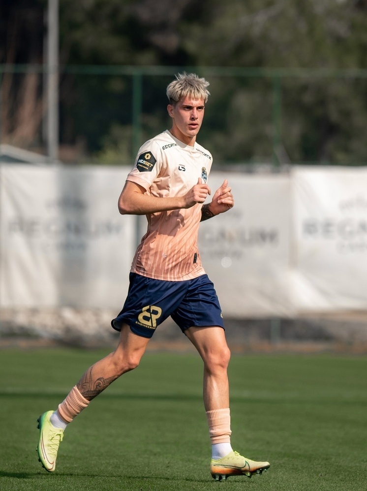 Нападающего «Сочи» Писарского подозревают в ставках