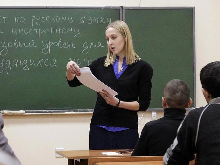 Почти половина детей мигрантов завалила экзамен по русскому в Нижнем