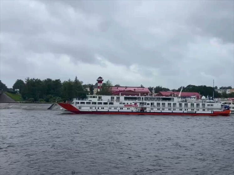 «Принцесса Анабелла» делает остановку в Великом Новгороде