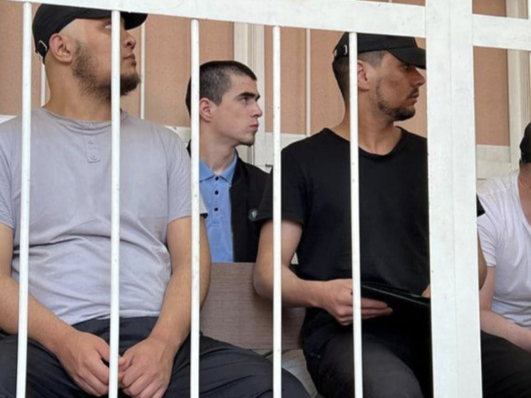 В Новосибирске четверо мигрантов напали на надзирателя в колонии