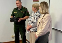 Из Красноярска отправили дроны на СВО
Коллектив Дворца культуры «Свердловский» приобрёл два дрона-детектора «Ястреб» для поддержки участников специальной военной операции
