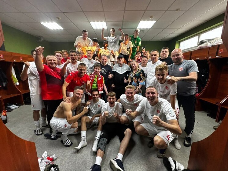 Астраханские футболисты разгромили молодых махачкалинцев