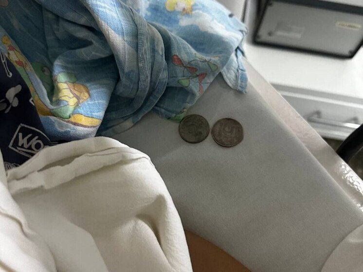 В Пугачеве школьник проглотил две монеты