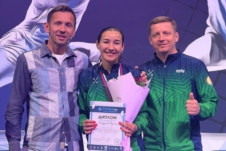 Олимпийская чемпионка Аделина Загидуллина из Уфы выиграла турнир «Рапира Санкт-Петербурга»