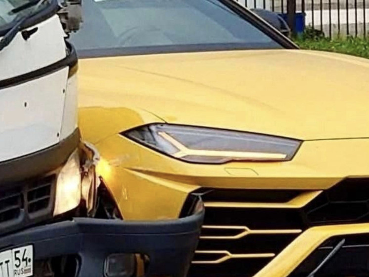 В Новосибирске разбили элитный Lamborghini Urus