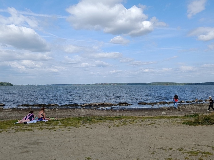 Пропавшего на Шарташе мужчину искали с помощью подводной камеры и эхолота