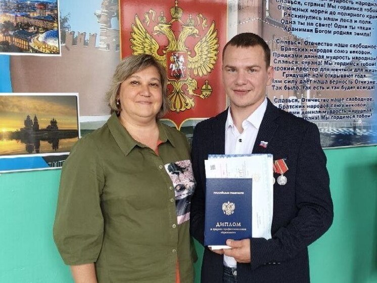  Два участника СВО получили дипломы колледжа в Железногорске-Илимском