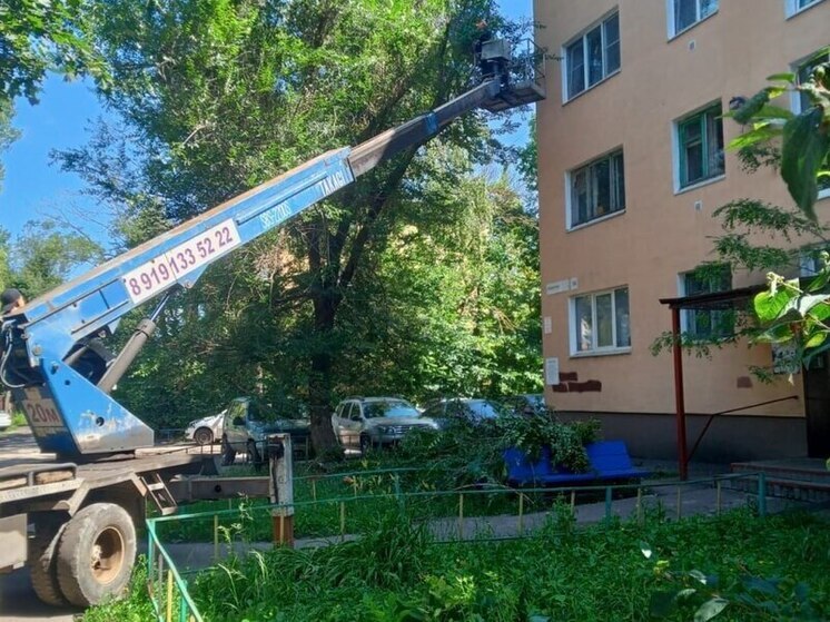 В Курске проверили благоустройство 120 дворов