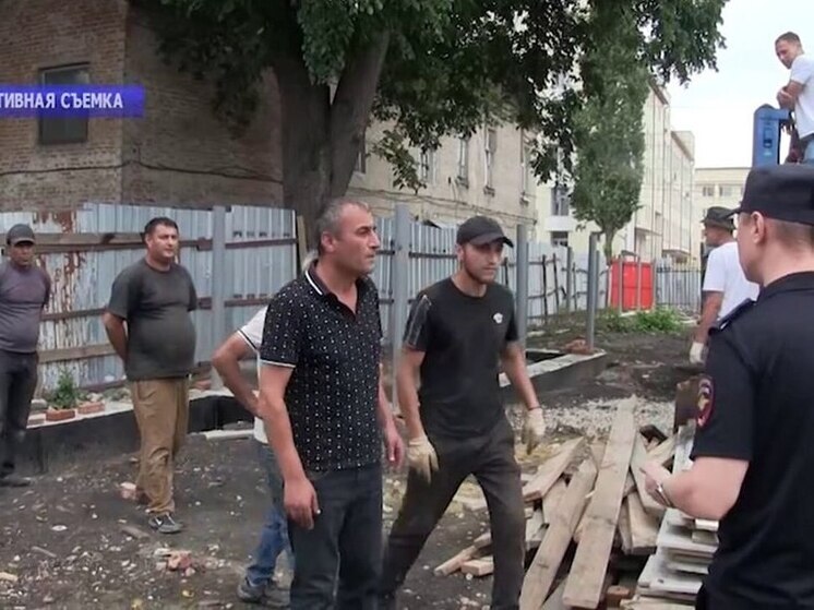 Из Саратовской области выдворят 48 человек