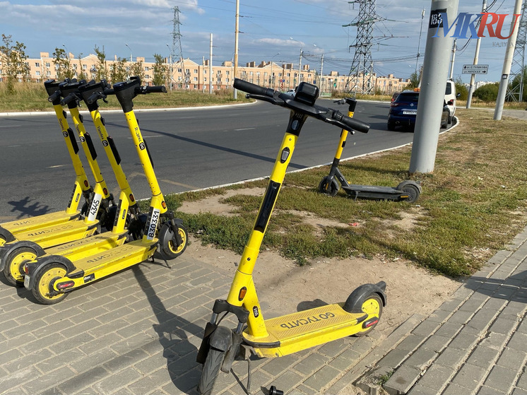 В центре Калуги сбили электросамокатчика