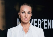 Бывшая российская профессиональная теннисистка Светлана Кузнецова отпраздновала 40-летие. Экс-вторая ракетка мира показалась подписчикам такой какой ее раньше не видели