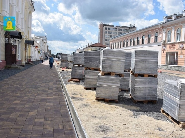 На Тамбовском Арбате завершают укладывать плитку
