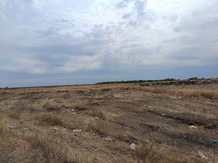 В Рубановке после жалоб граждан очистили от хлама территорию у кладбища