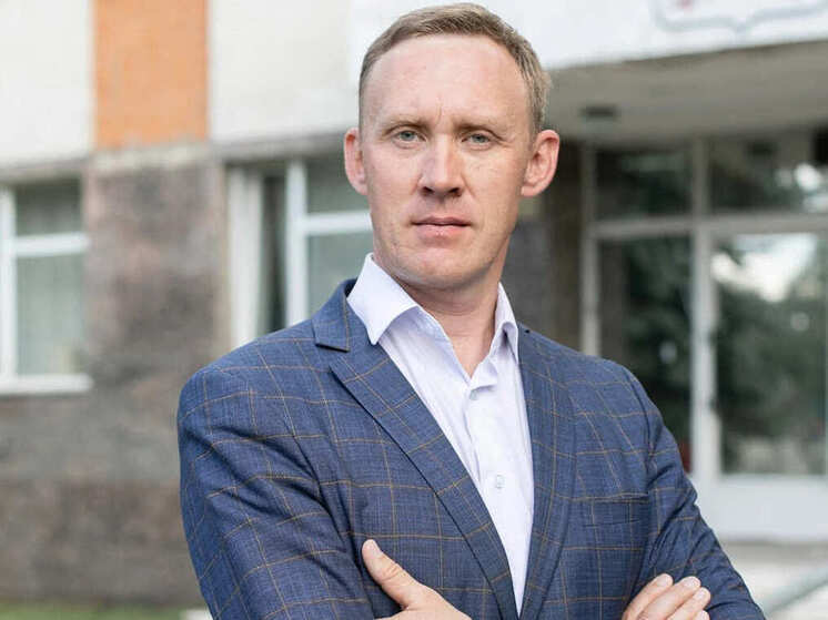 Денис Соловьев покинул пост главы Белозерского округа