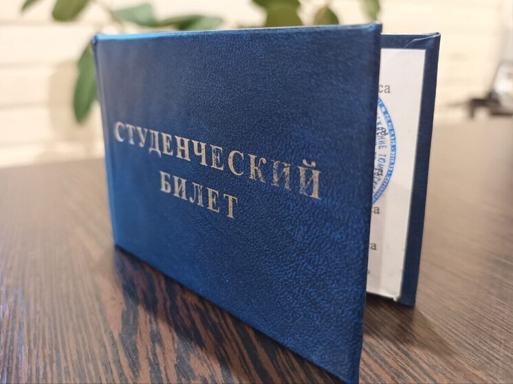 Новосибирский медколледж установил рекорд по количеству выпускников