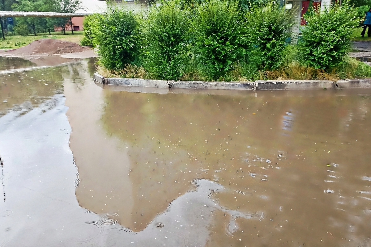 Оренбург затопило дождевой водой