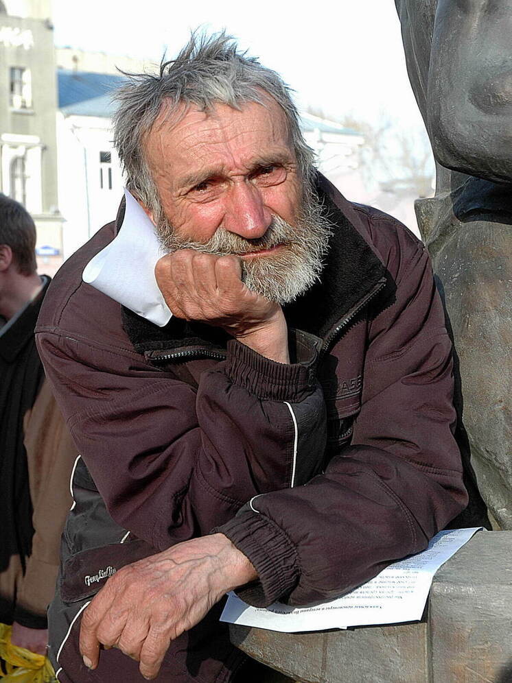 Одни жители региона получают пенсию по старости в 30 лет, другие работают в 102 года