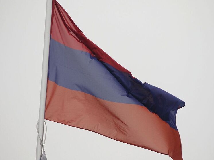 Власти Армении захотели отключить российские телеканалы