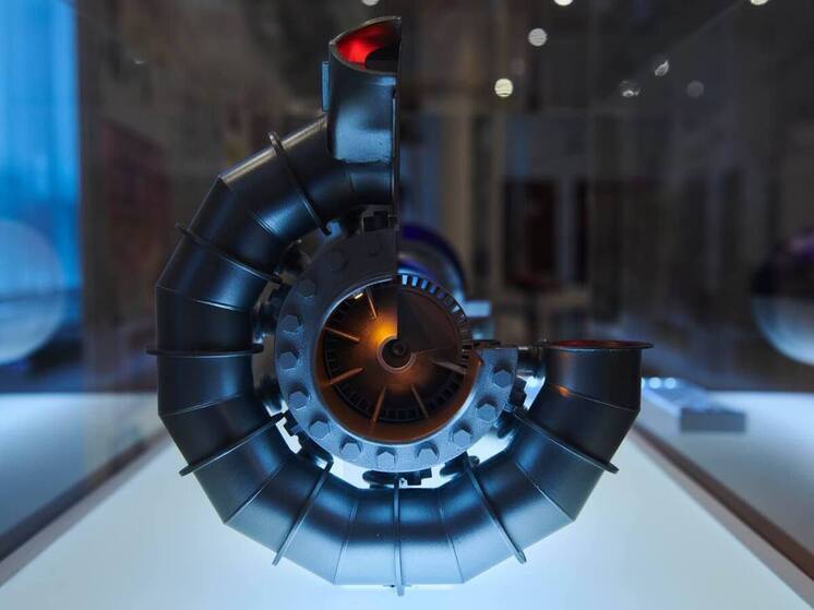 Собянин: Москва запускает серийное производство космических солнечных батарей