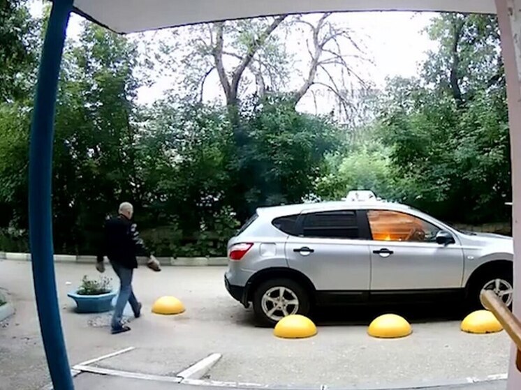 В Кировском районе подожгли автомобиль: подозреваемый был пьян