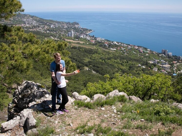 В Крыму средняя температура воздуха в июне составила 21,5 градуса тепла