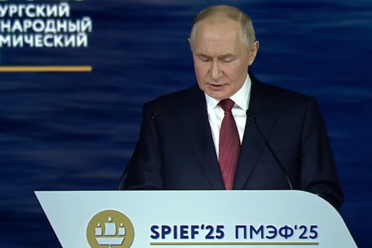 Слуцкий: беседа между Путиным и Макроном свидетельствует о пробуждении европейской дипломатии от  бездействия