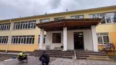 Губернатор Орловской области проверил ход ремонта Каменской СОШ
