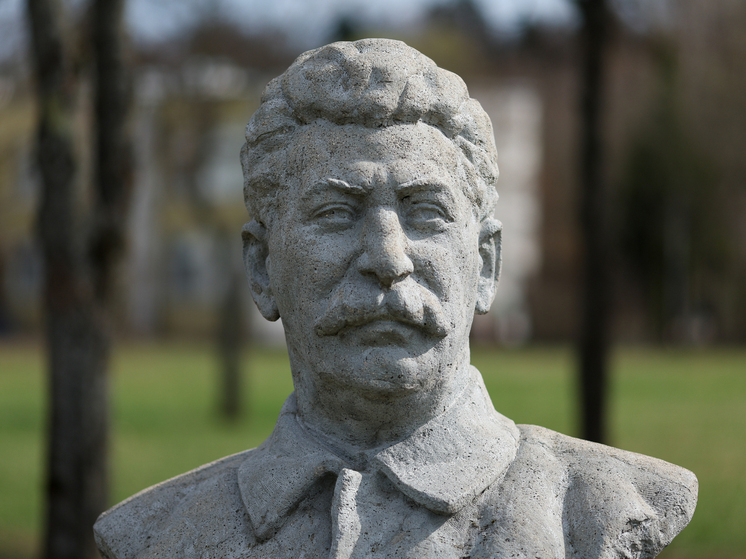 В вологодском Никольске открыли памятник Сталину