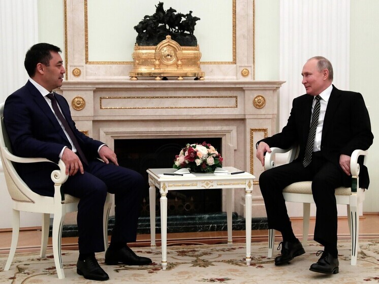 Владимир Путин проведет встречу в Москве с президентом Киргизии Садыром Жапаровым