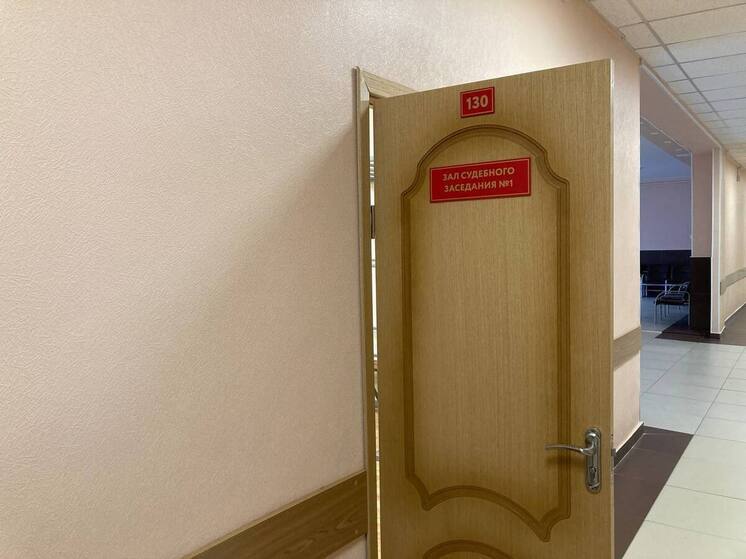 Чиновницу в Хабаровском крае посадили за кражу муниципальных квартир