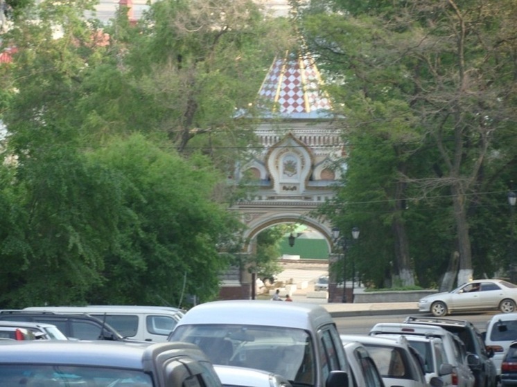 Центр Владивостока перекроют на День города 5 июля: схема объезда и советы водителям