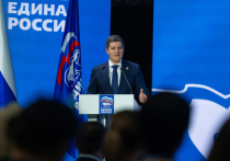 Глава Ямала Дмитрий Артюхов избран секретарем регионального отделения партии «Единая Россия», об этом сообщили в пресс-службе губернатора ЯНАО