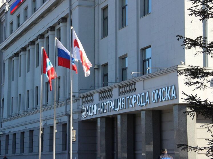 В Омске на демонтаж баннеров ко Дню Победы потратят почти 7 миллионов рублей