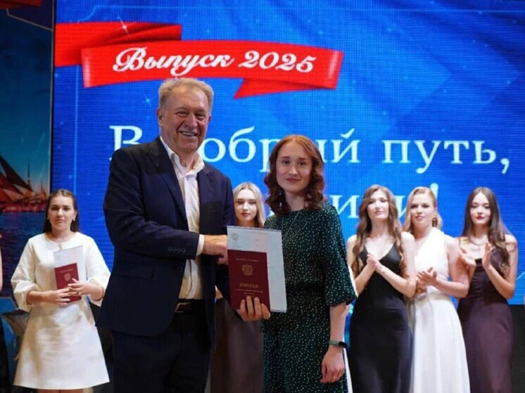 В Краснодарском крае 2 699 выпускников медколледжей получили дипломы