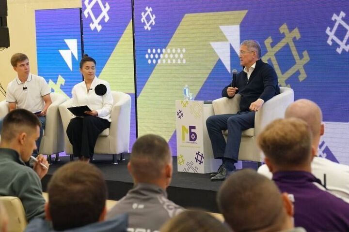 Радий Хабиров рассказал, каким видом спорта занимаются его сыновья