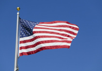 Американские официальные лица заявили во вторник, что США приостанавливают некоторые поставки оружия на Украину на фоне опасений, что их собственные запасы слишком сильно сократились, что является неудачей для Киева, отмечает The Guardian