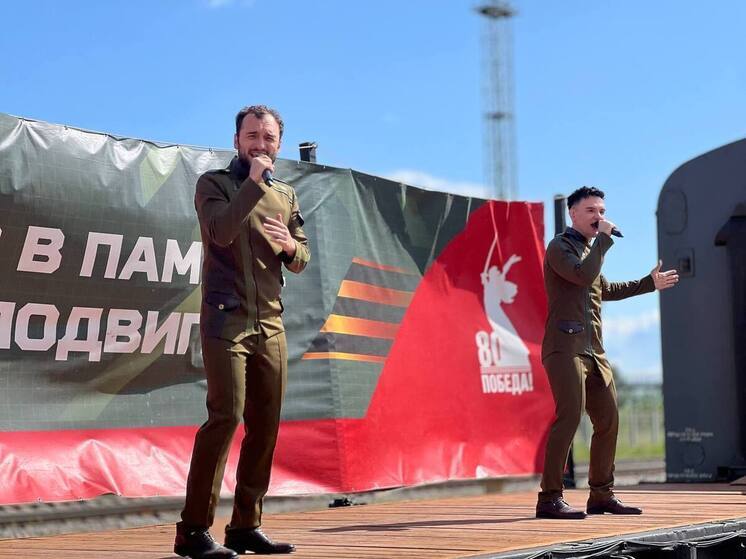 Уникальный поезд «Единство в памяти. Сила в подвиге» прибыл на станцию в Псков