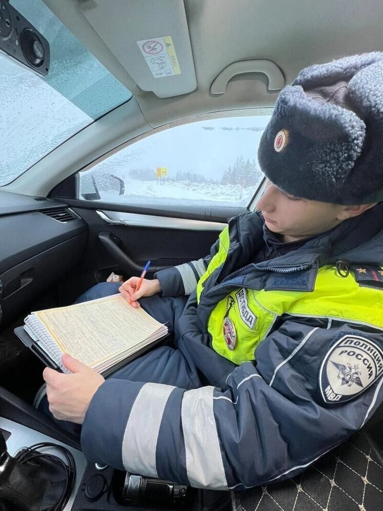 В Югре произошло ДТП с участием грузовых автомобилей