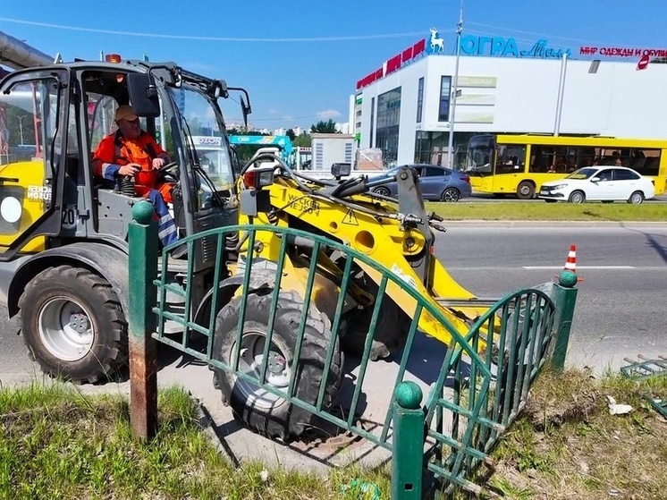 В Сургуте проводится модернизация дорожных ограждений