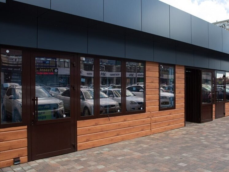 В Ставрополе приводят к единому стилю торговые площадки рынков «Тухачевский» и «Южный»