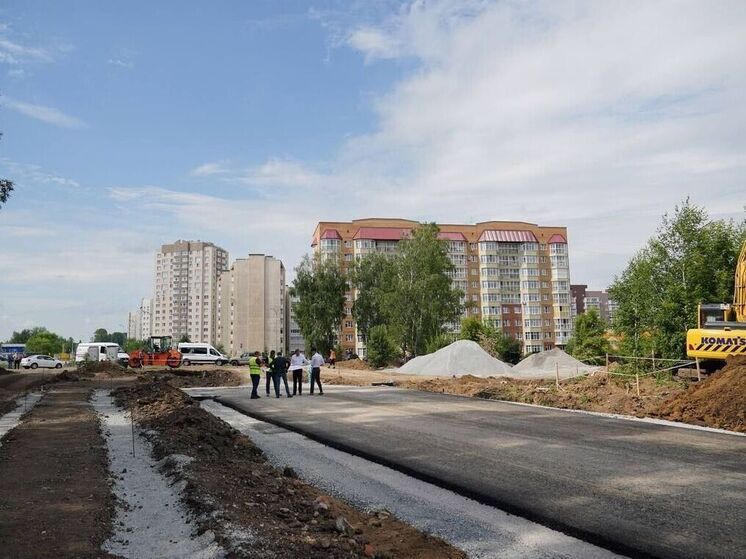 Строительство нового участка улицы Дружбы в Кемерове подходит к концу