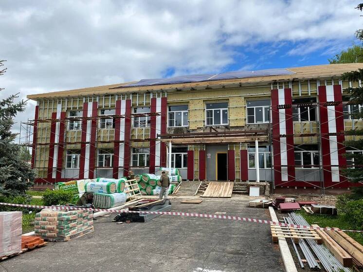 В Новом Торъяле ремонтируется школа искусств