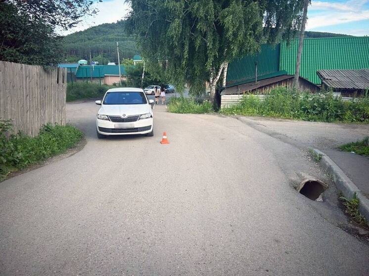 В Горно-Алтайске «бесправный» водитель на легковушке сбил 12-летнего велосипедиста
